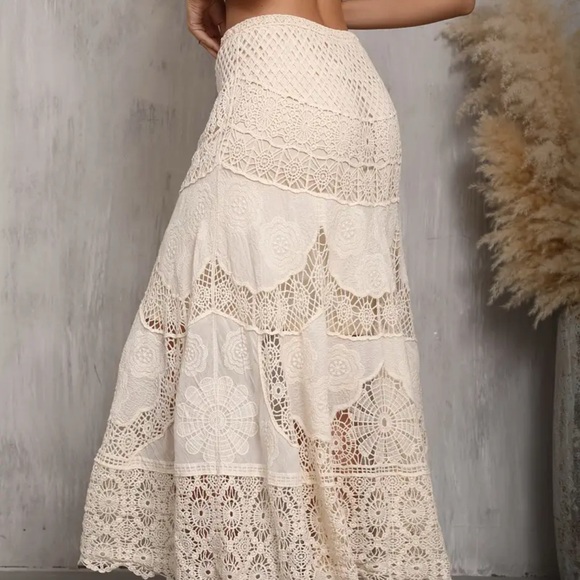 Lace Embroidered  Maxi Skirt Cream Color Size XL - Picture 4 of 10